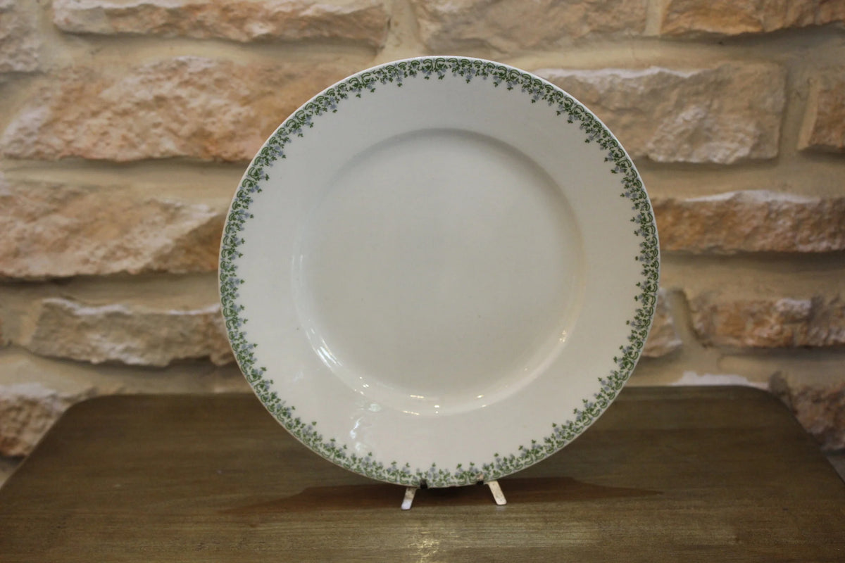 Assiette en porcelaine