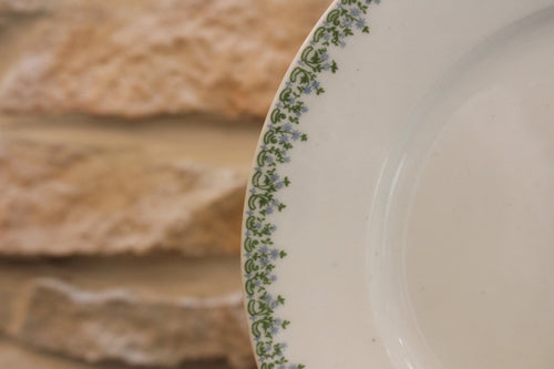 Porcelain plate