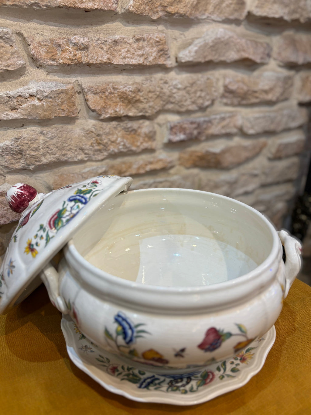 Large earthenware soup tureen - Sarreguemines
