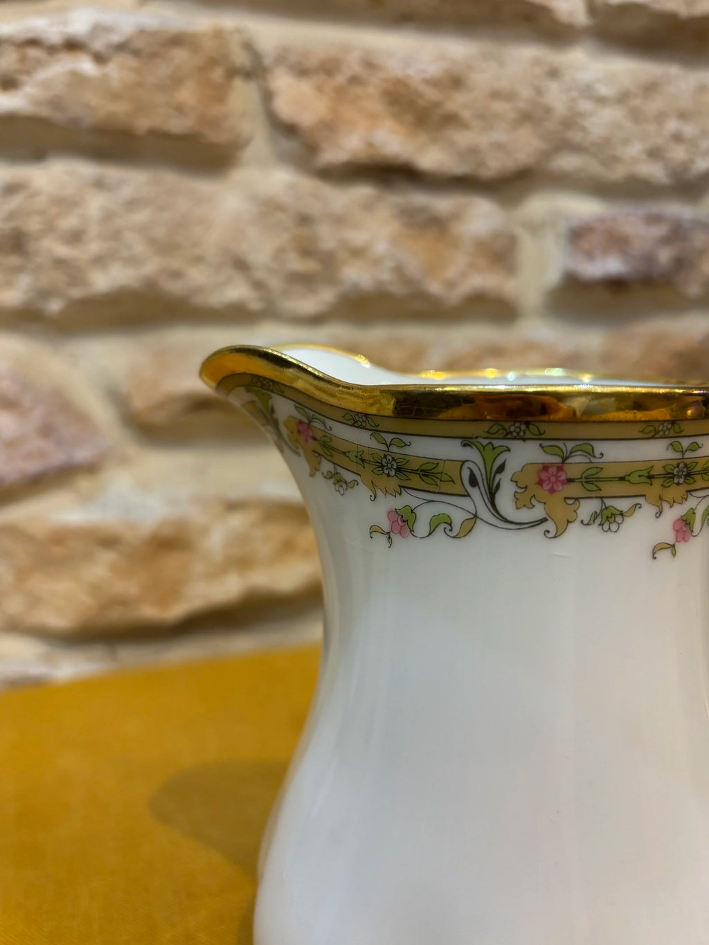 Pot à lait porcelaine