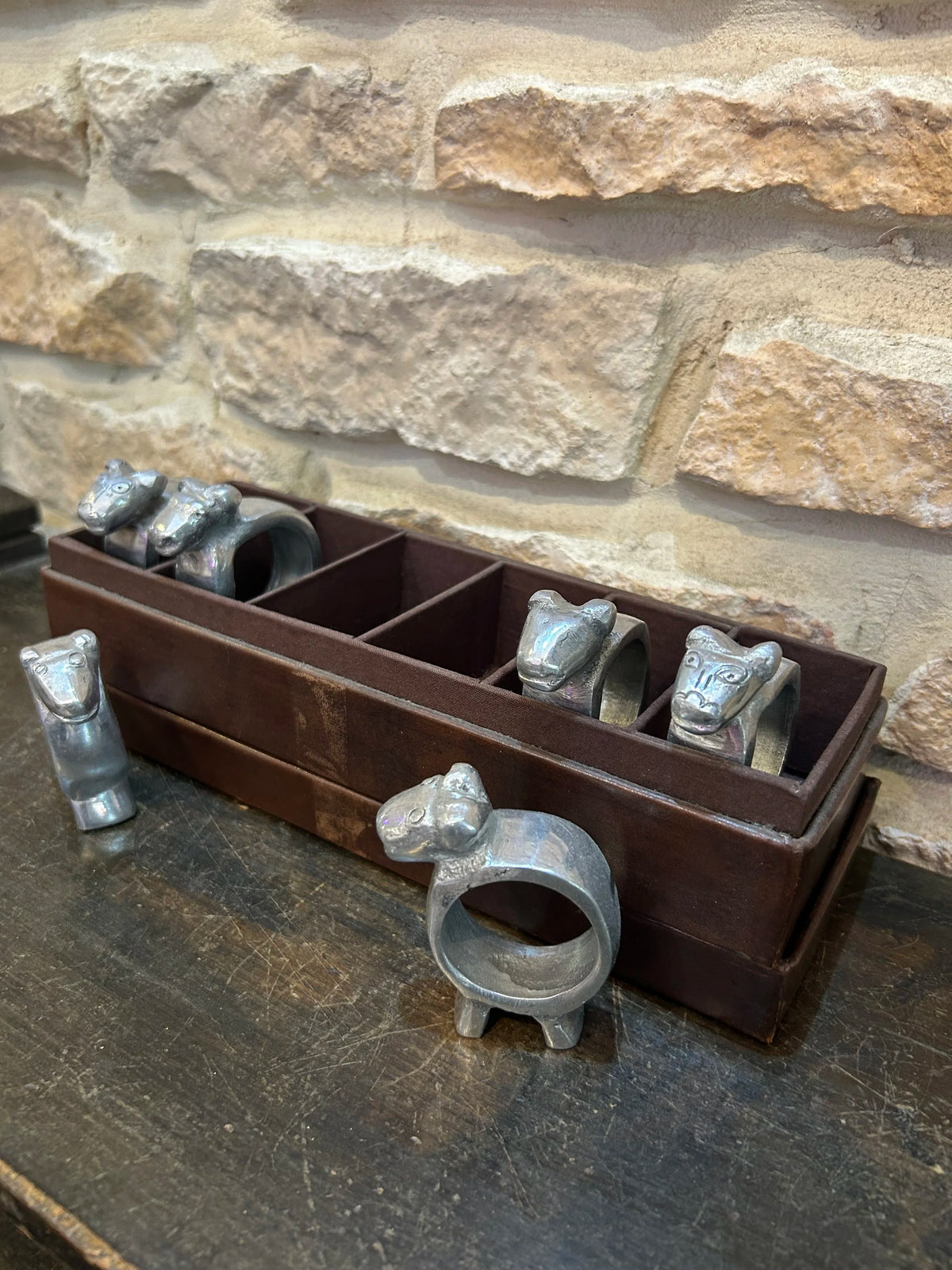 Six napkin rings