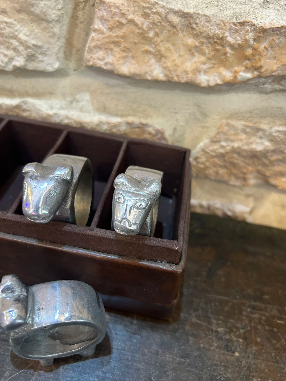 Six napkin rings