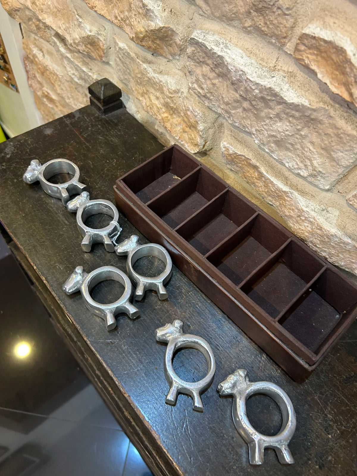Six napkin rings